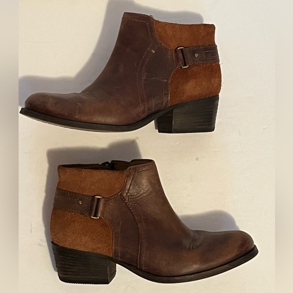 Clarks Maypearl Lilac Women's Booties in Dark Tan Leather & Suede Boots Size 5M - Picture 14 of 15